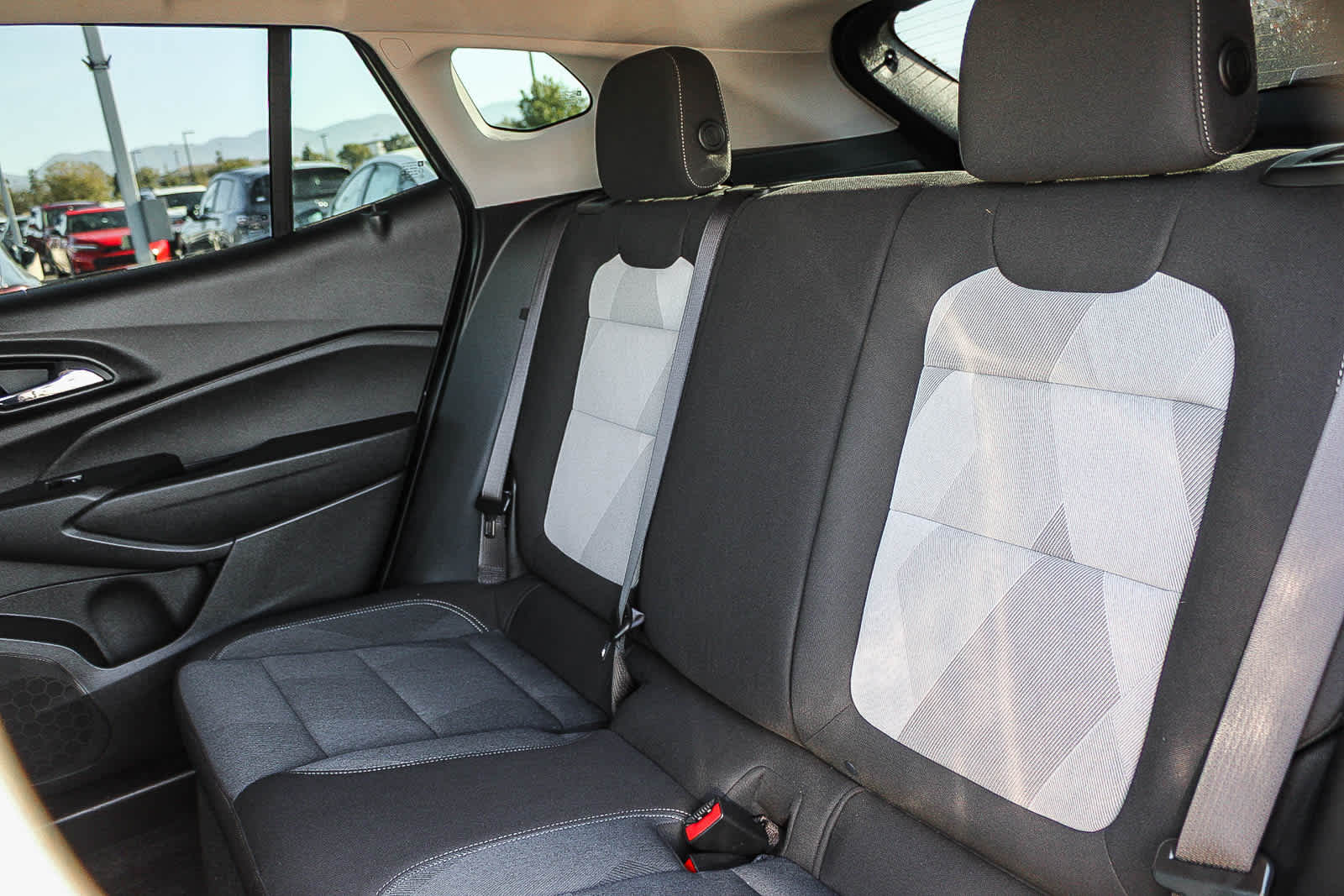 Thumbnail: 2024 Chevrolet Trax - 18