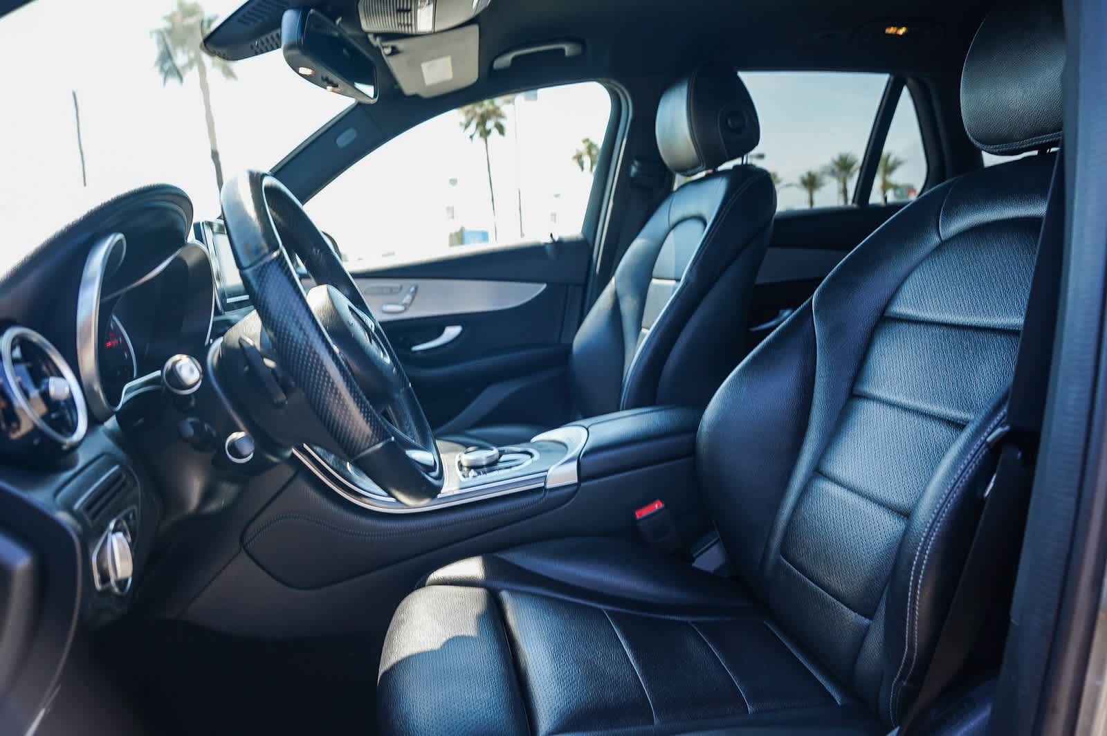 Thumbnail: 2019 Mercedes-Benz GLC - 17
