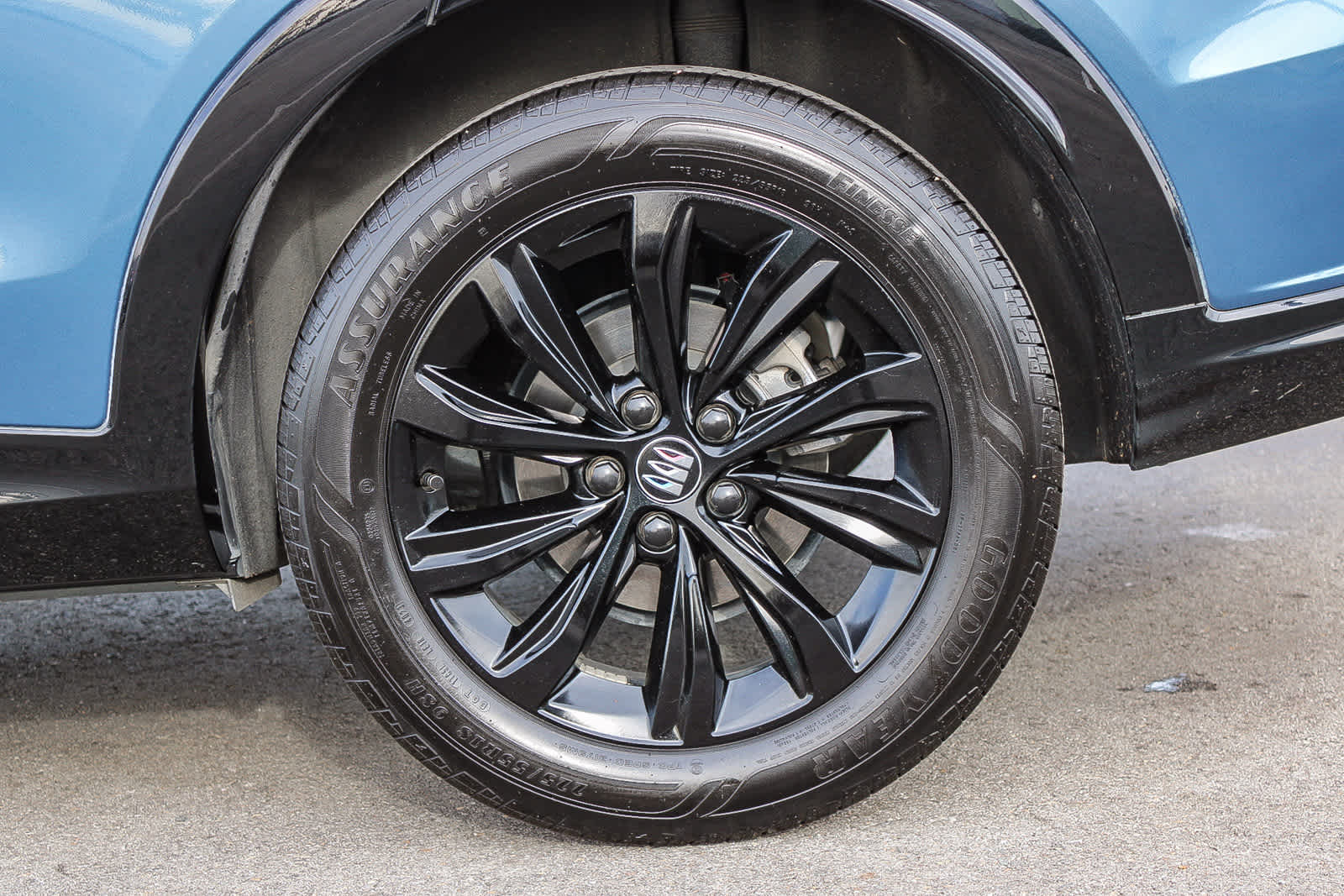 2024 Buick Envista Sport Touring photo 3