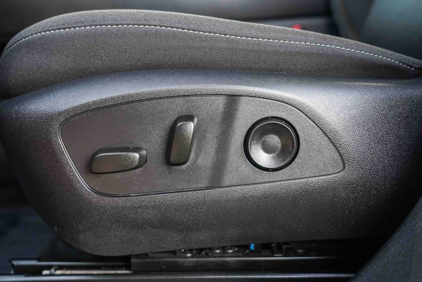 Thumbnail: 2024 Honda Prologue - 21