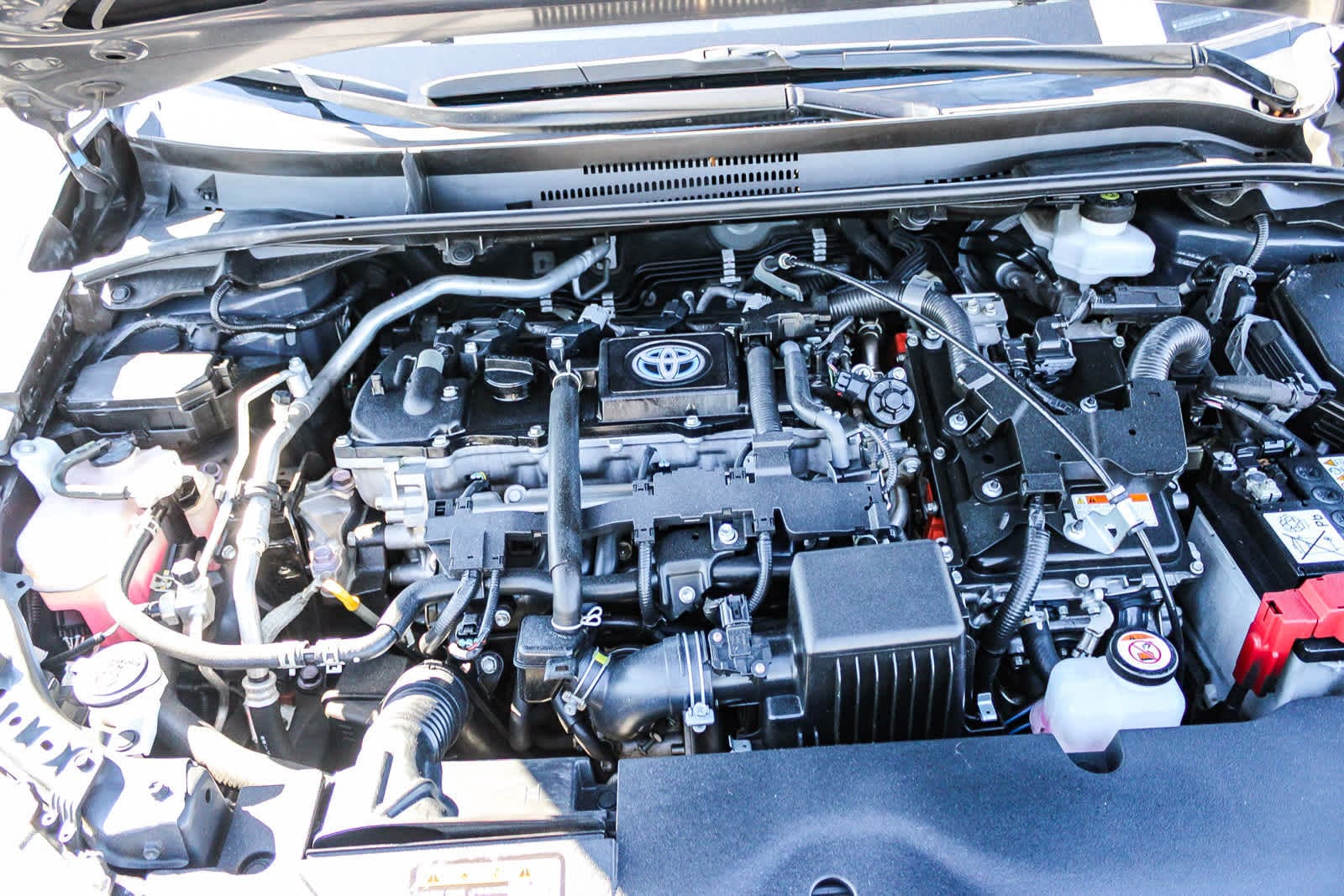 Thumbnail: 2023 Toyota Corolla - 28