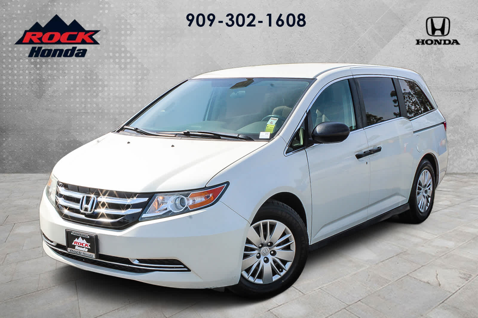 2016 Honda Odyssey LX's photo