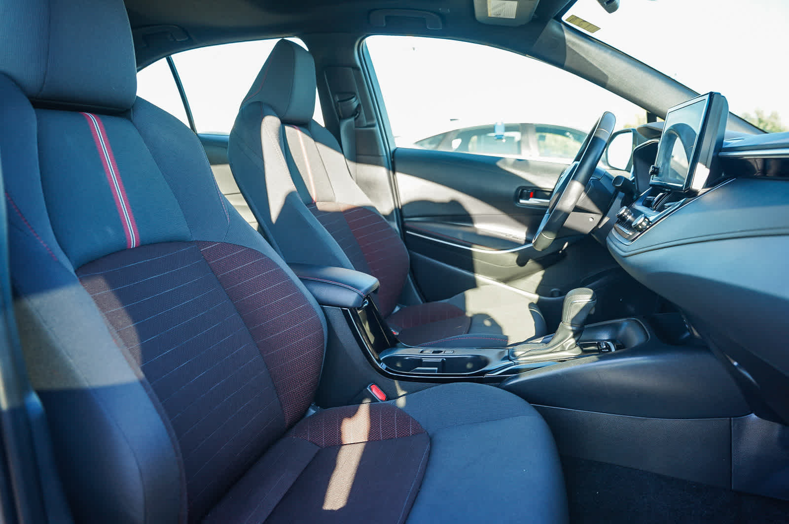 Thumbnail: 2023 Toyota Corolla - 14