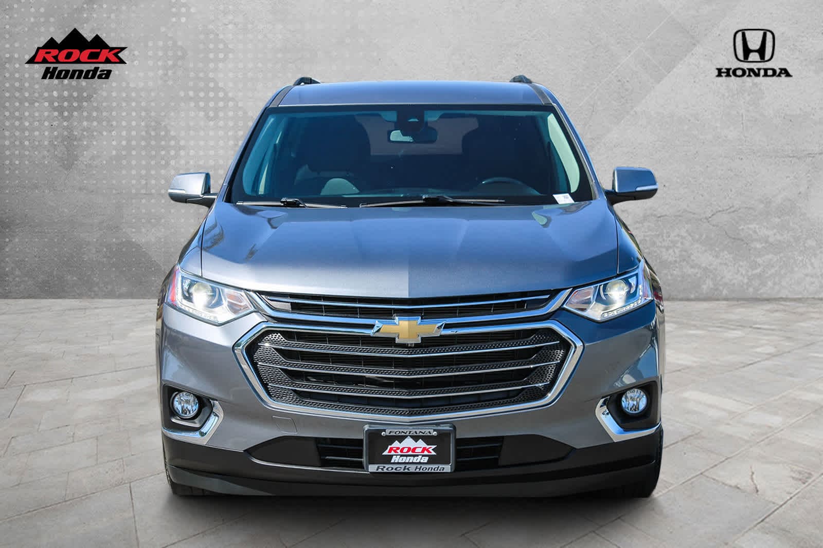 Used 2021 Chevrolet Traverse 1LT with VIN 1GNEVGKW6MJ209915 for sale in Fontana, CA