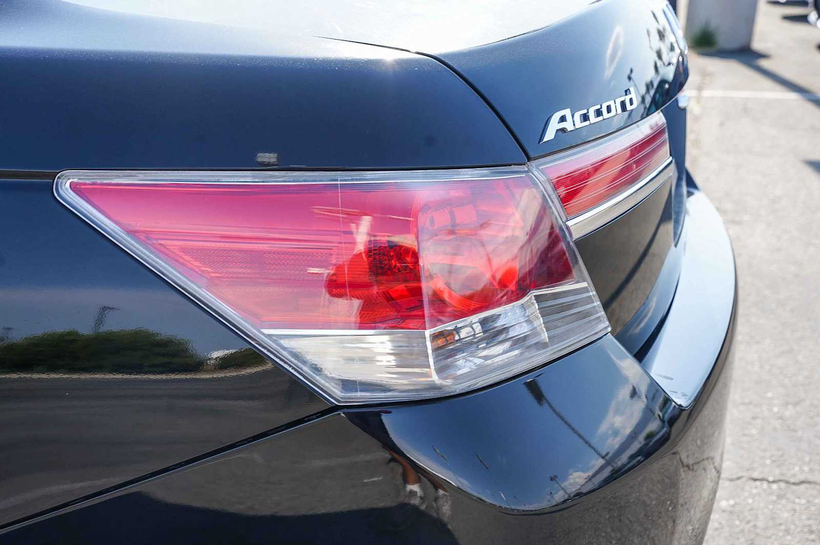 Thumbnail: 2011 Honda Accord - 7