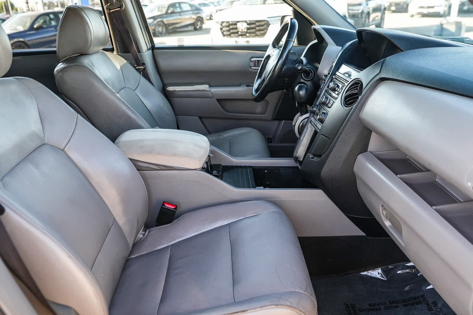 Thumbnail: 2012 Honda Pilot - 16