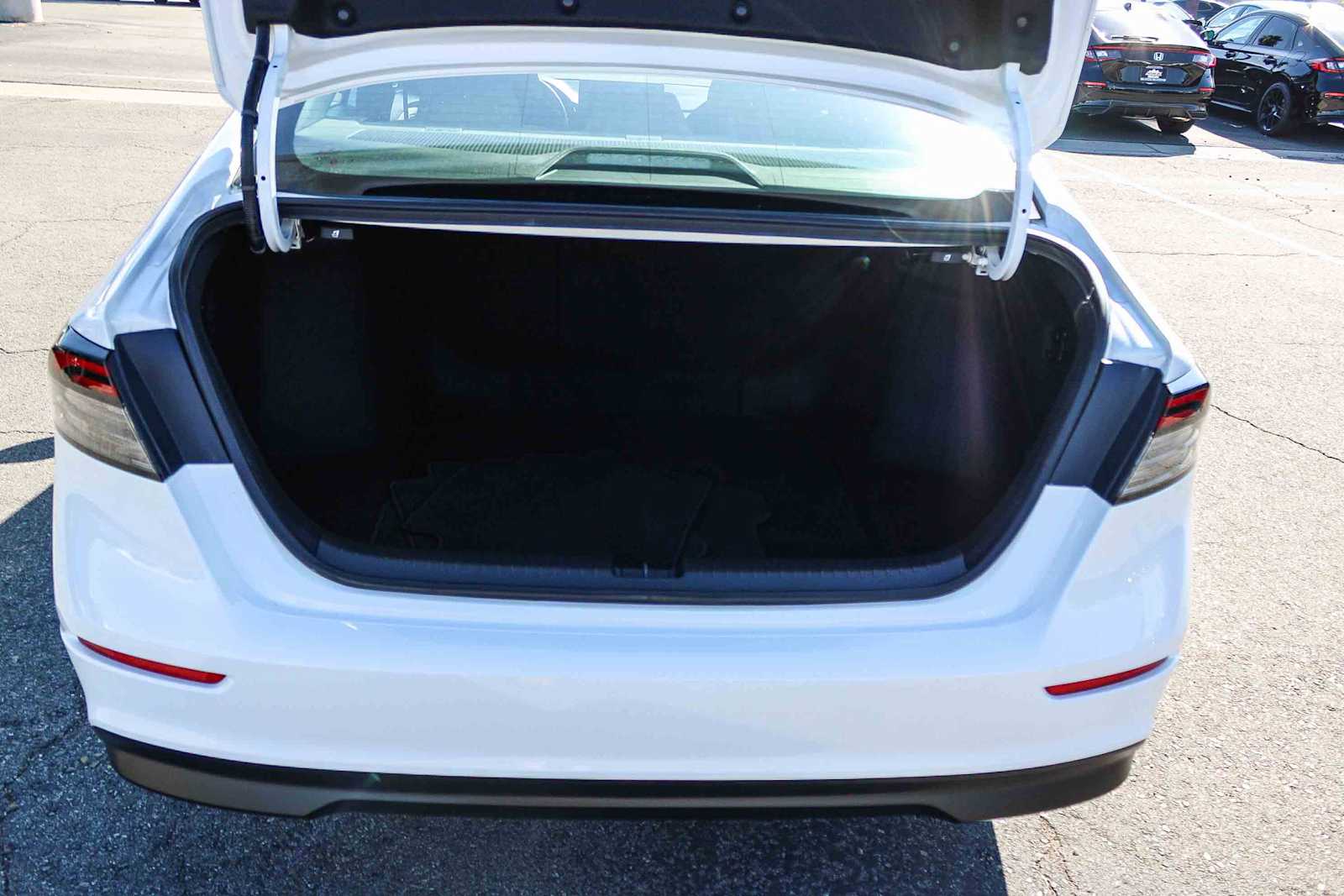 Thumbnail: 2024 Honda Accord - 28