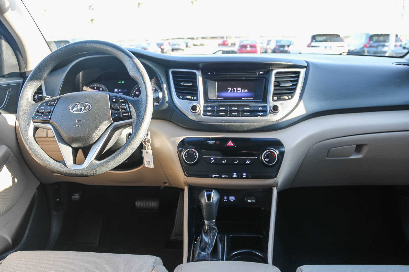 2017 Hyundai Tucson SE 11