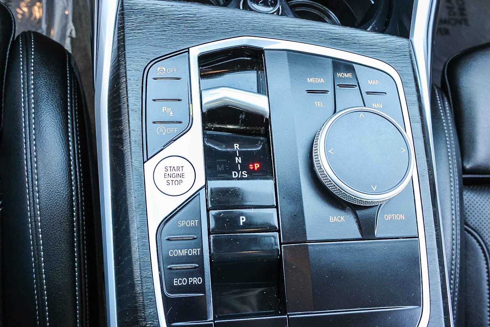 Thumbnail: 2024 BMW 3 Series - 16