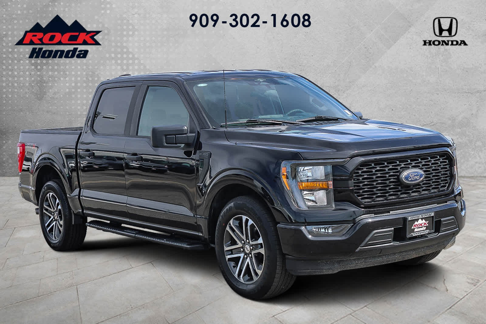 2023 Ford F-150 photo 2