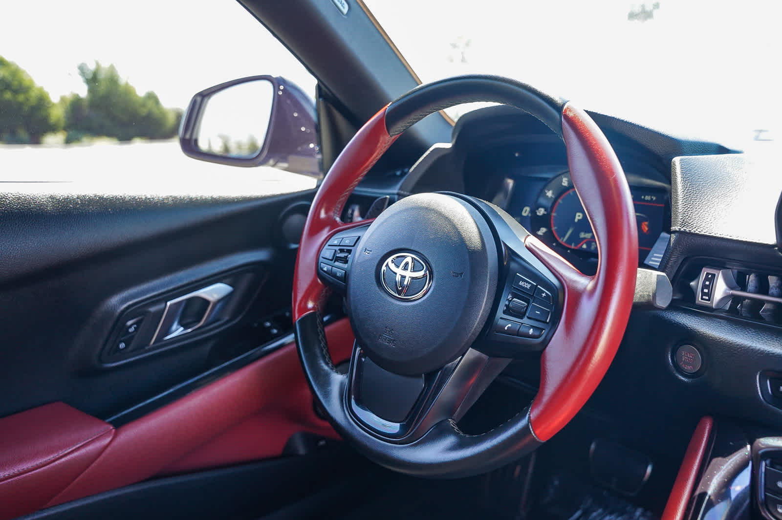 Thumbnail: 2022 Toyota GR Supra - 15