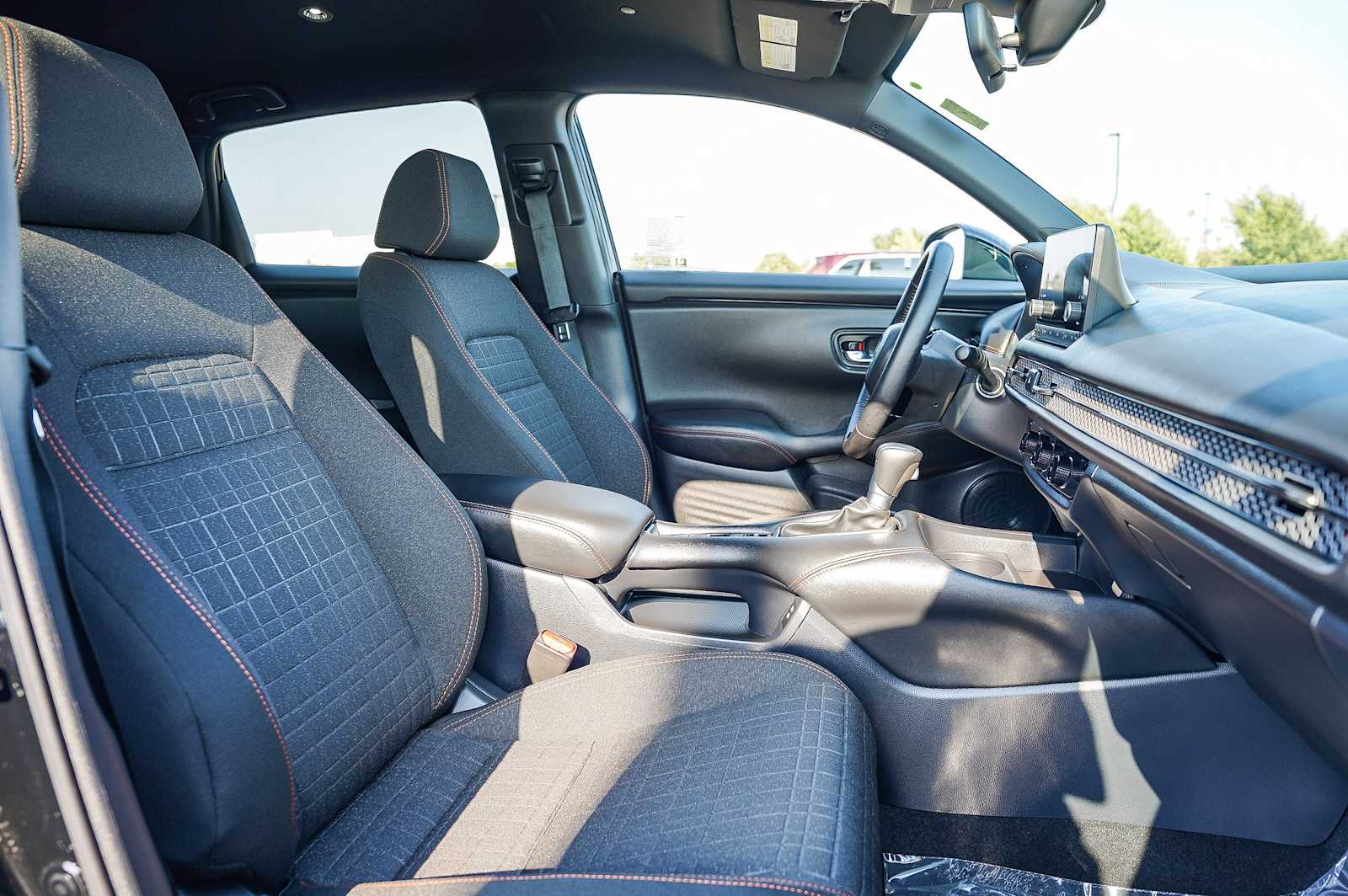 Thumbnail: 2025 Honda HR-V - 16