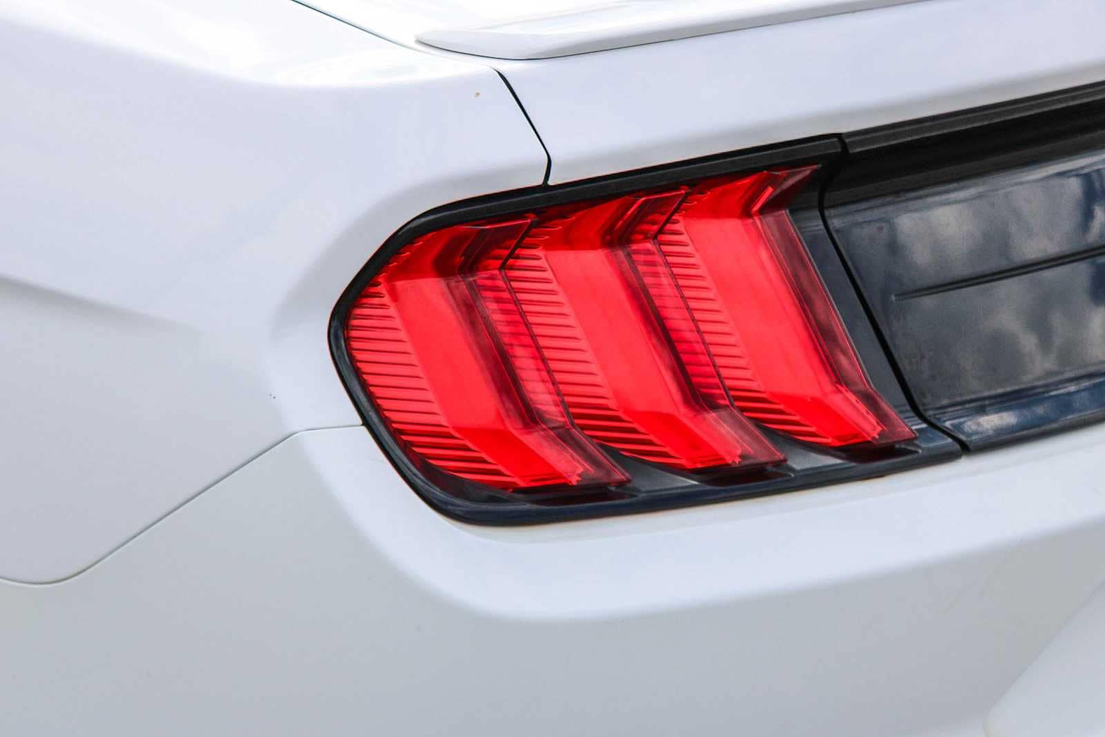 Thumbnail: 2022 Ford Mustang - 7