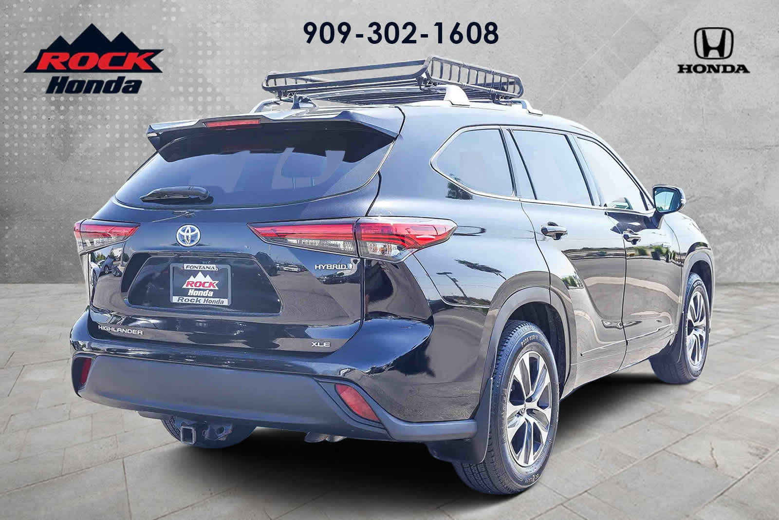 Thumbnail: 2021 Toyota Highlander - 4