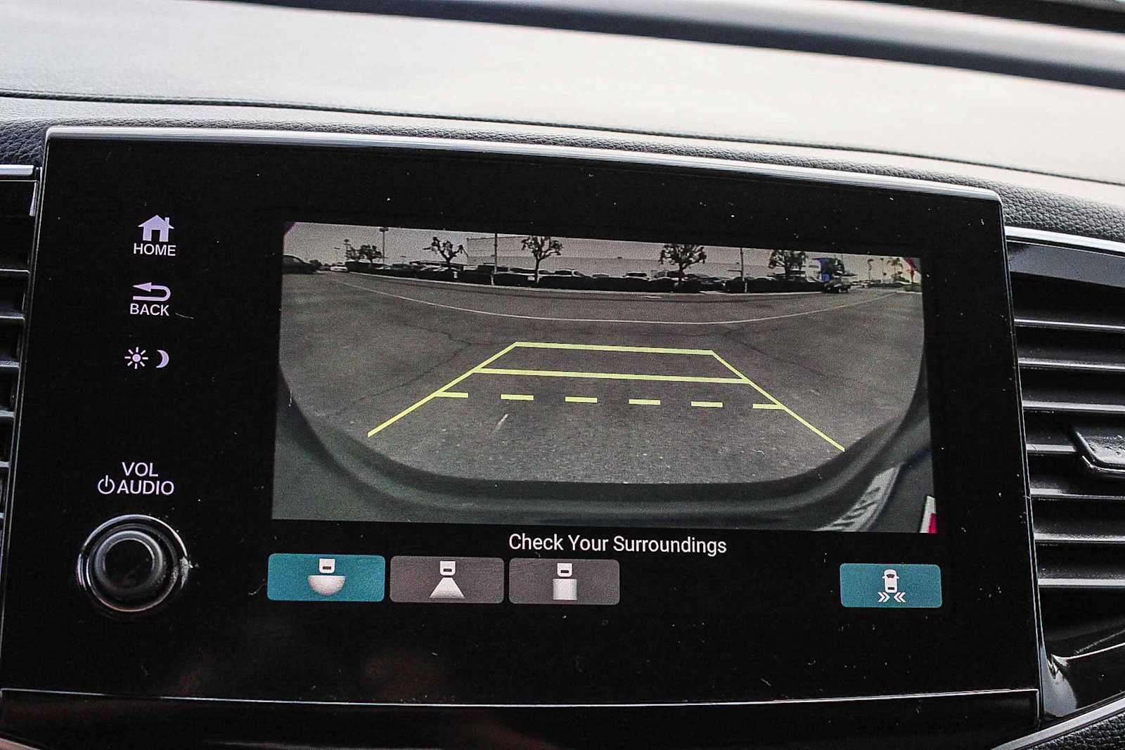 Thumbnail: 2021 Honda Pilot - 24