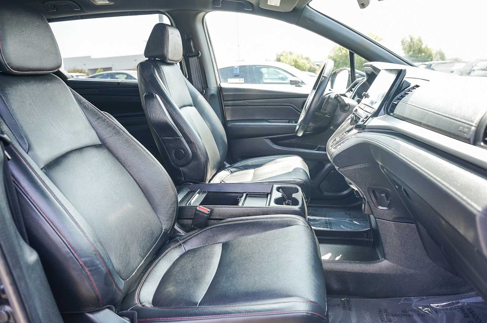 Thumbnail: 2023 Honda Odyssey - 17