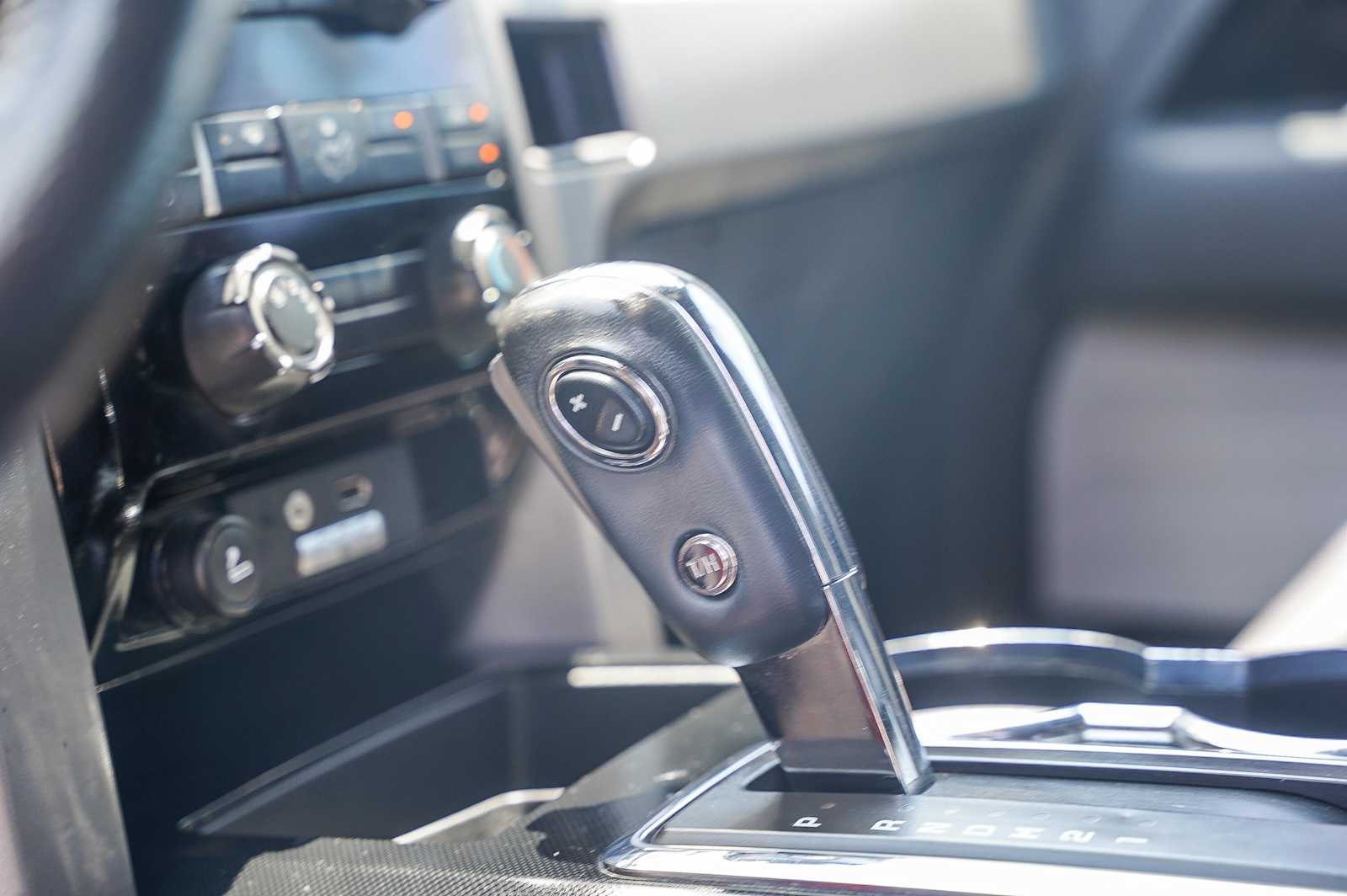 Thumbnail: 2011 Ford F-150 - 21