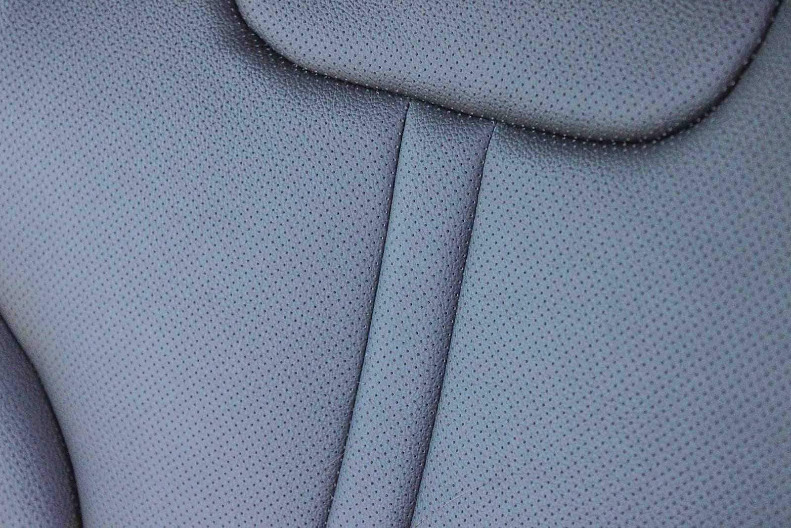 Thumbnail: 2023 Genesis GV80 - 25