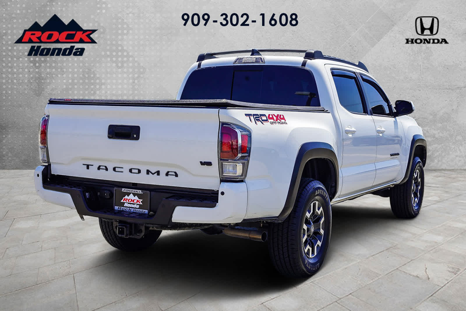 Thumbnail: 2022 Toyota Tacoma - 4