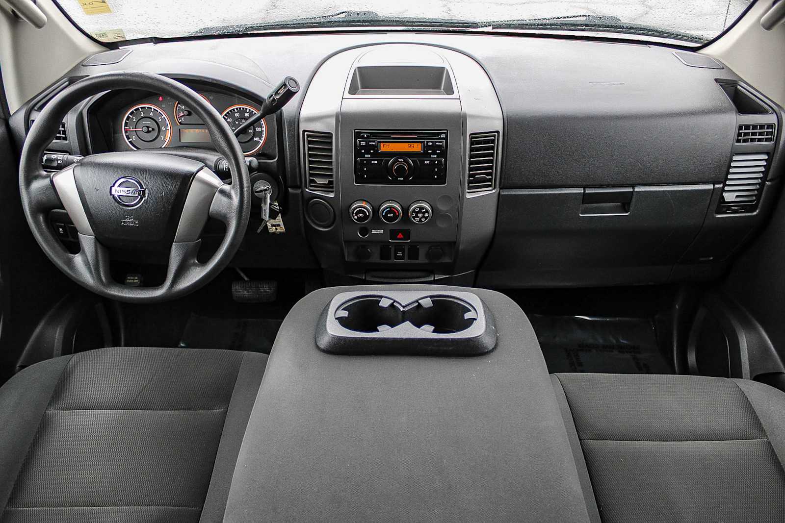 Thumbnail: 2015 Nissan Titan - 12