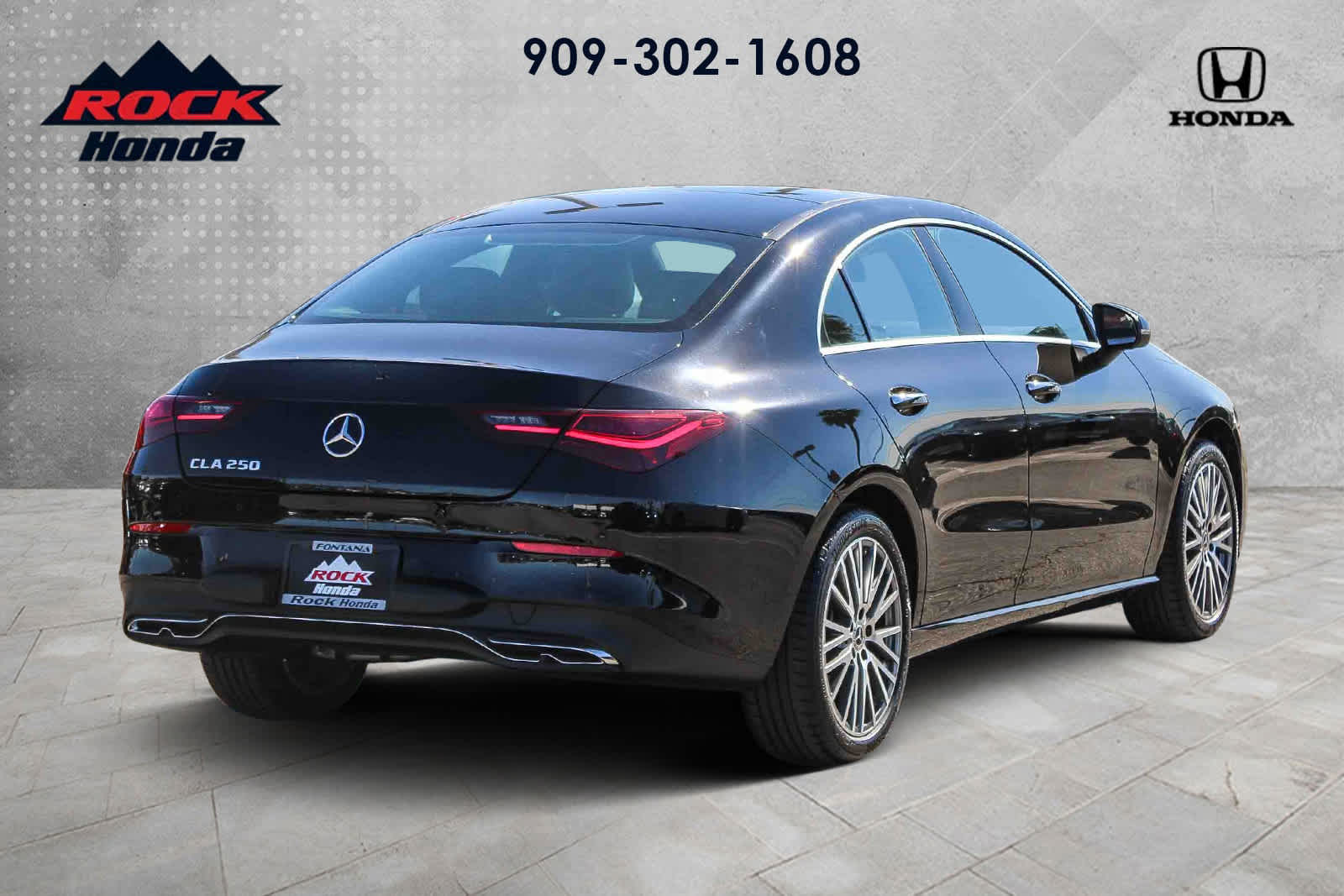 2025 Mercedes Benz CLA 250 photo 4