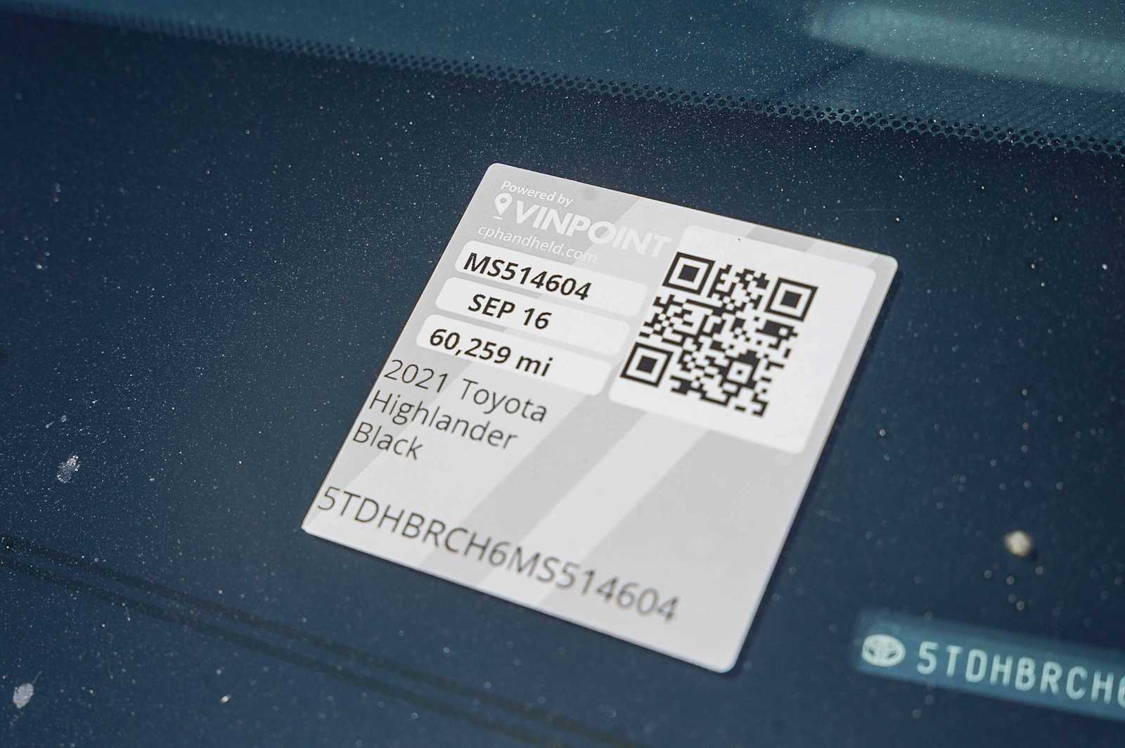 Thumbnail: 2021 Toyota Highlander - 32