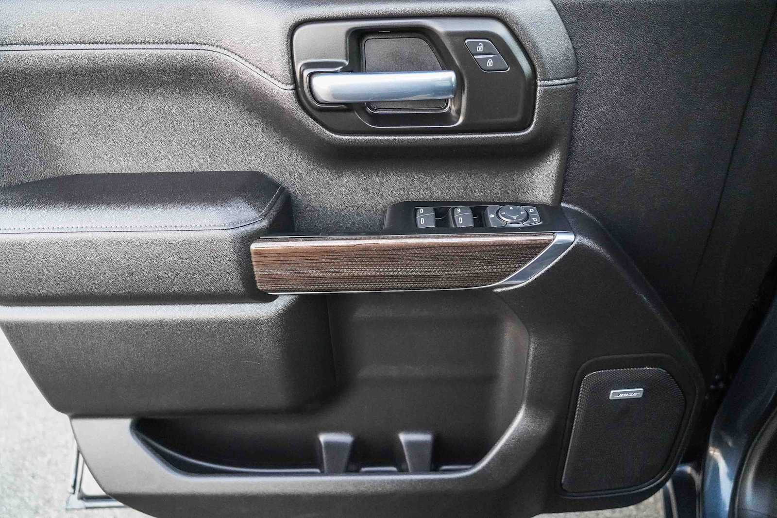 Thumbnail: 2021 Chevrolet Silverado 1500 - 18