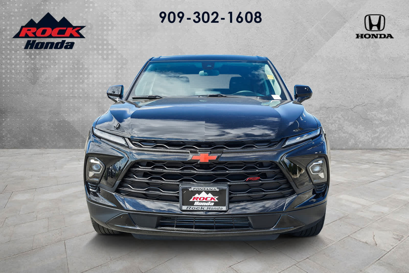2023 Chevrolet Blazer 2LT photo 2