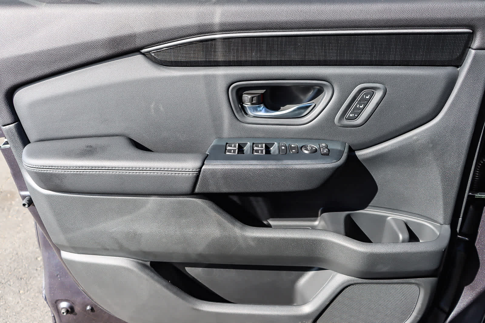 Thumbnail: 2025 Honda Pilot - 25