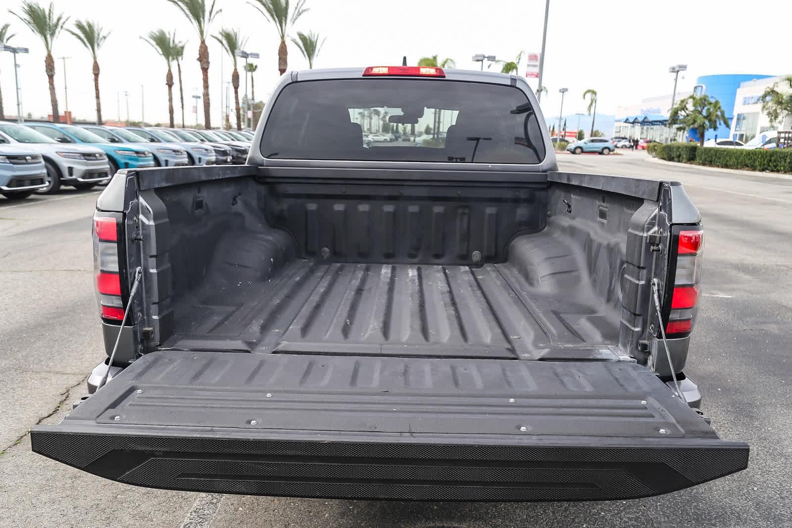 Thumbnail: 2023 Nissan Frontier - 26