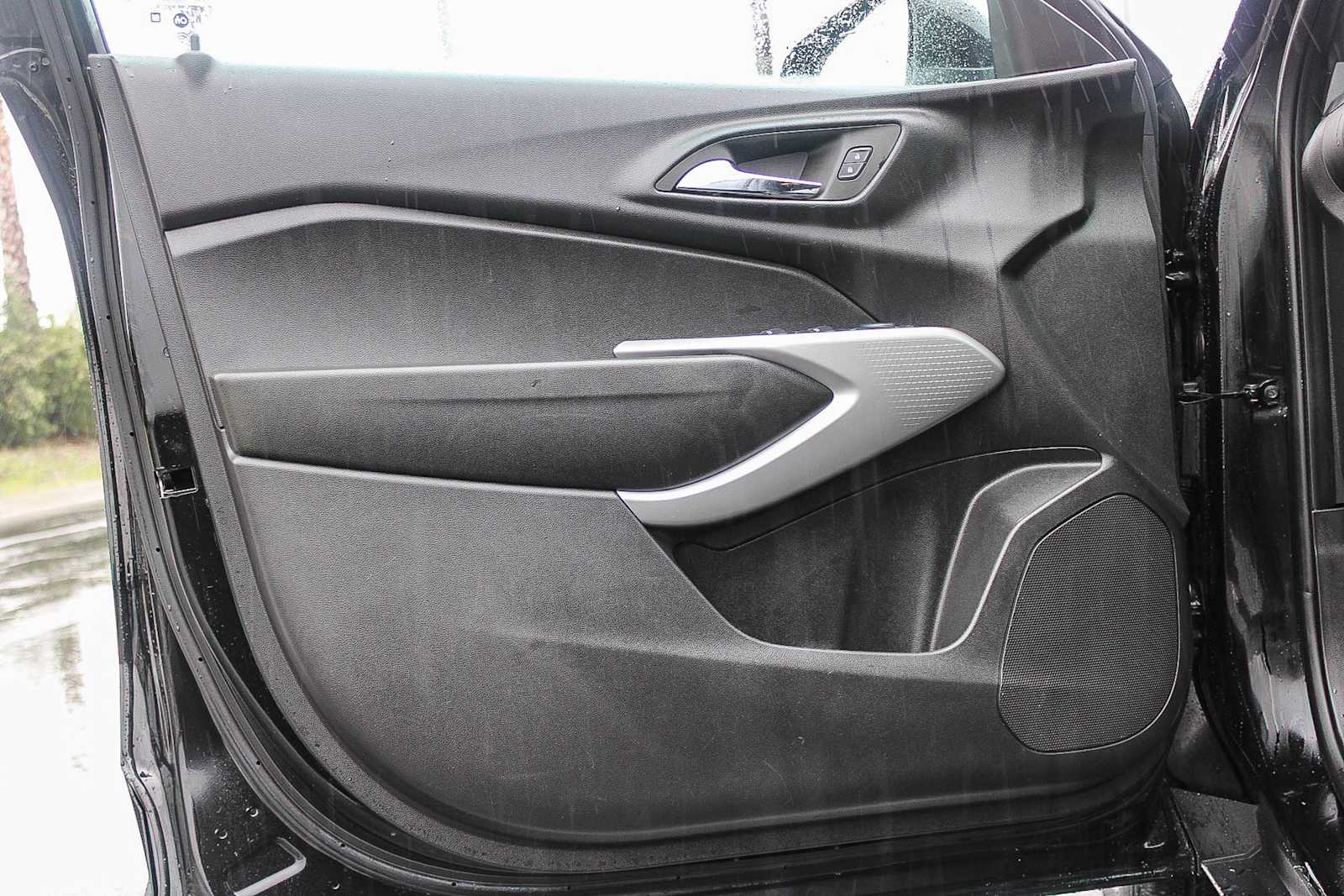 Thumbnail: 2024 Chevrolet Trax - 20