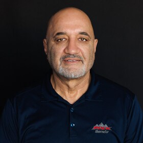 Staff member Kader Sherzoy from e6451e03389f