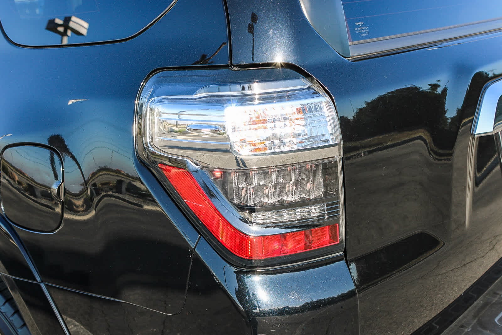 2023 Toyota 4Runner Limited photo 6