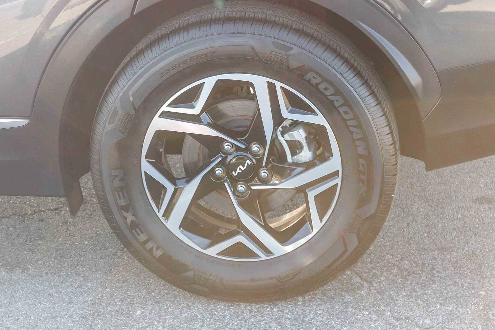 Thumbnail: 2024 Kia Sportage - 6