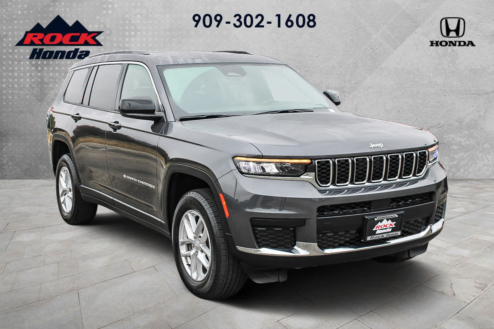 2025 Jeep Grand Cherokee L Laredo photo 2