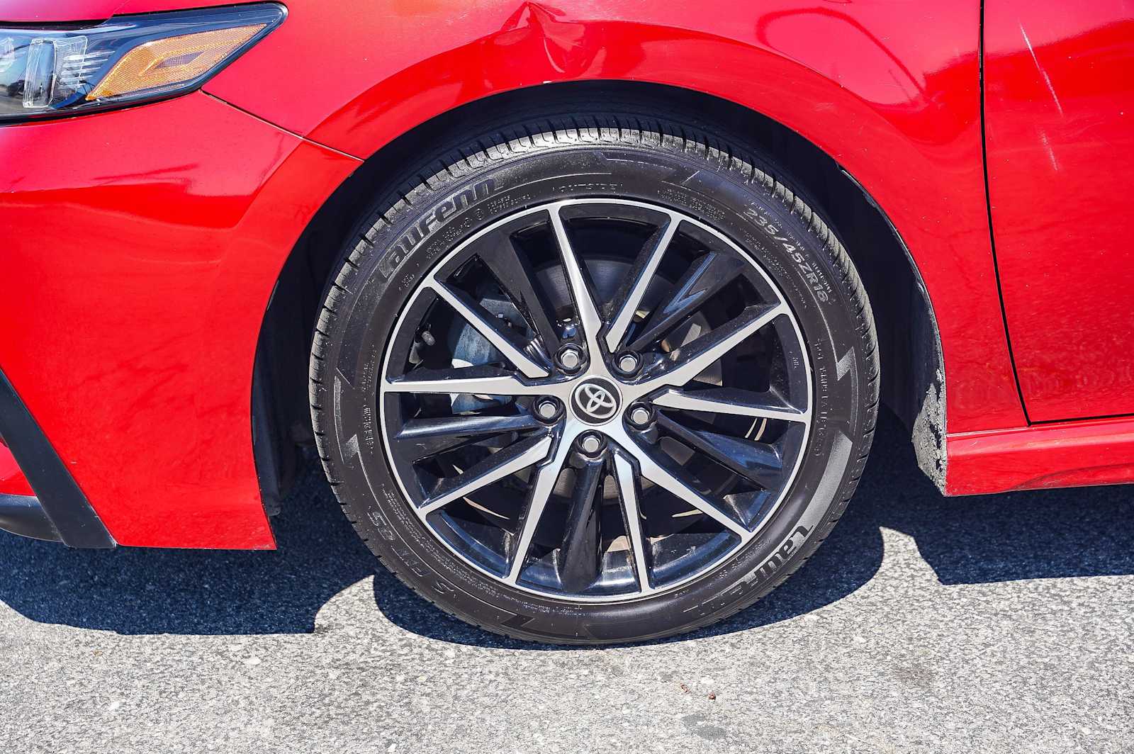 Thumbnail: 2021 Toyota Camry - 9