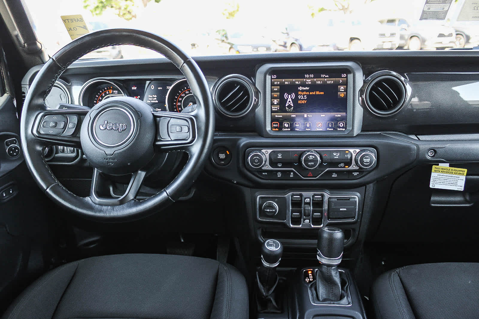 Thumbnail: 2021 Jeep Gladiator - 13