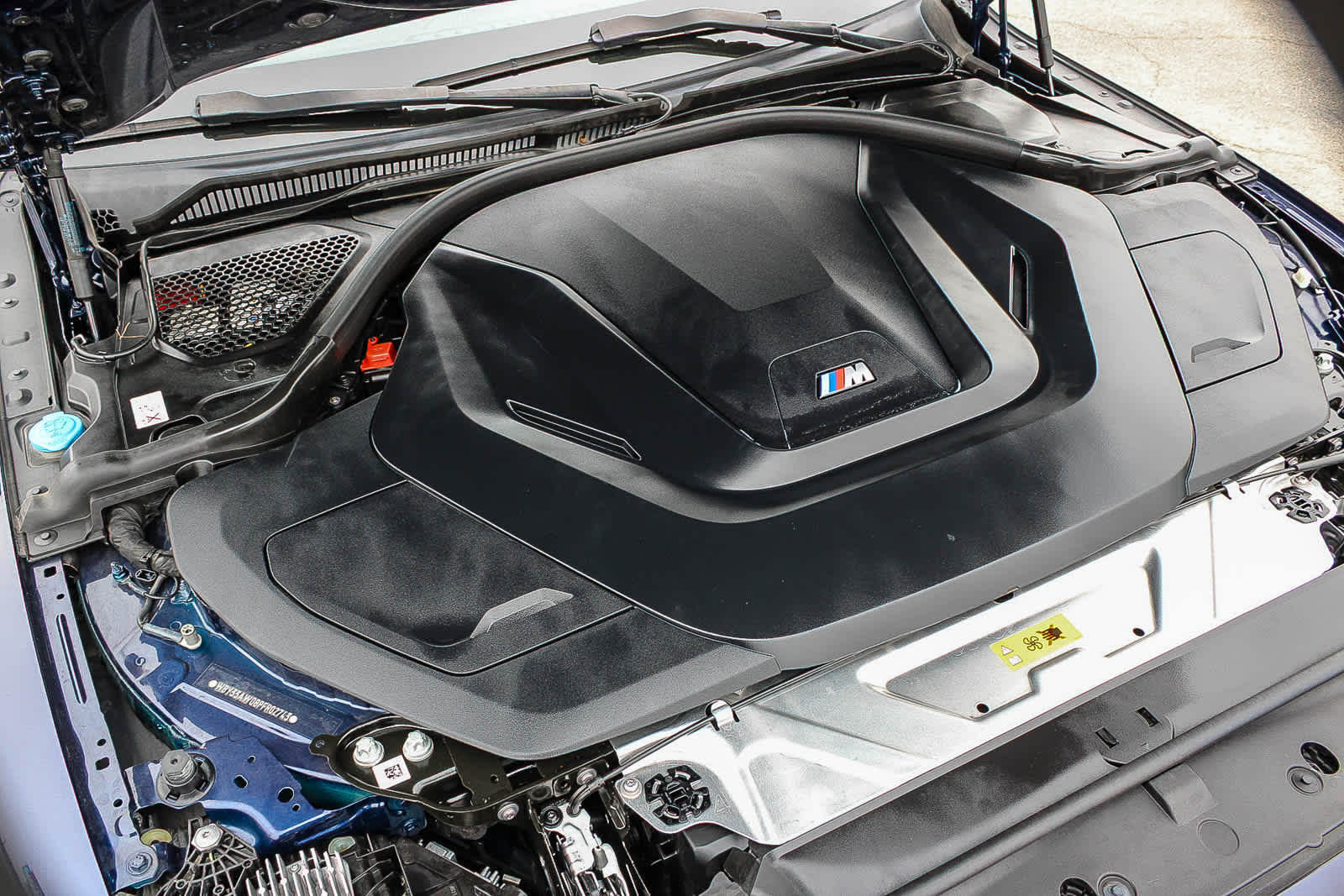 Thumbnail: 2023 BMW i4 - 25