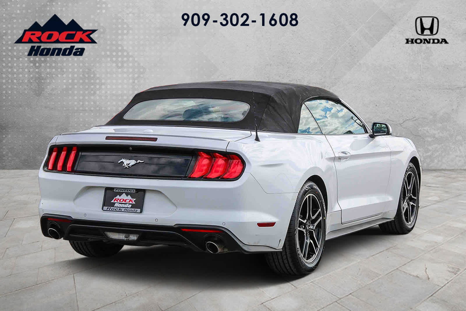 Thumbnail: 2022 Ford Mustang - 4
