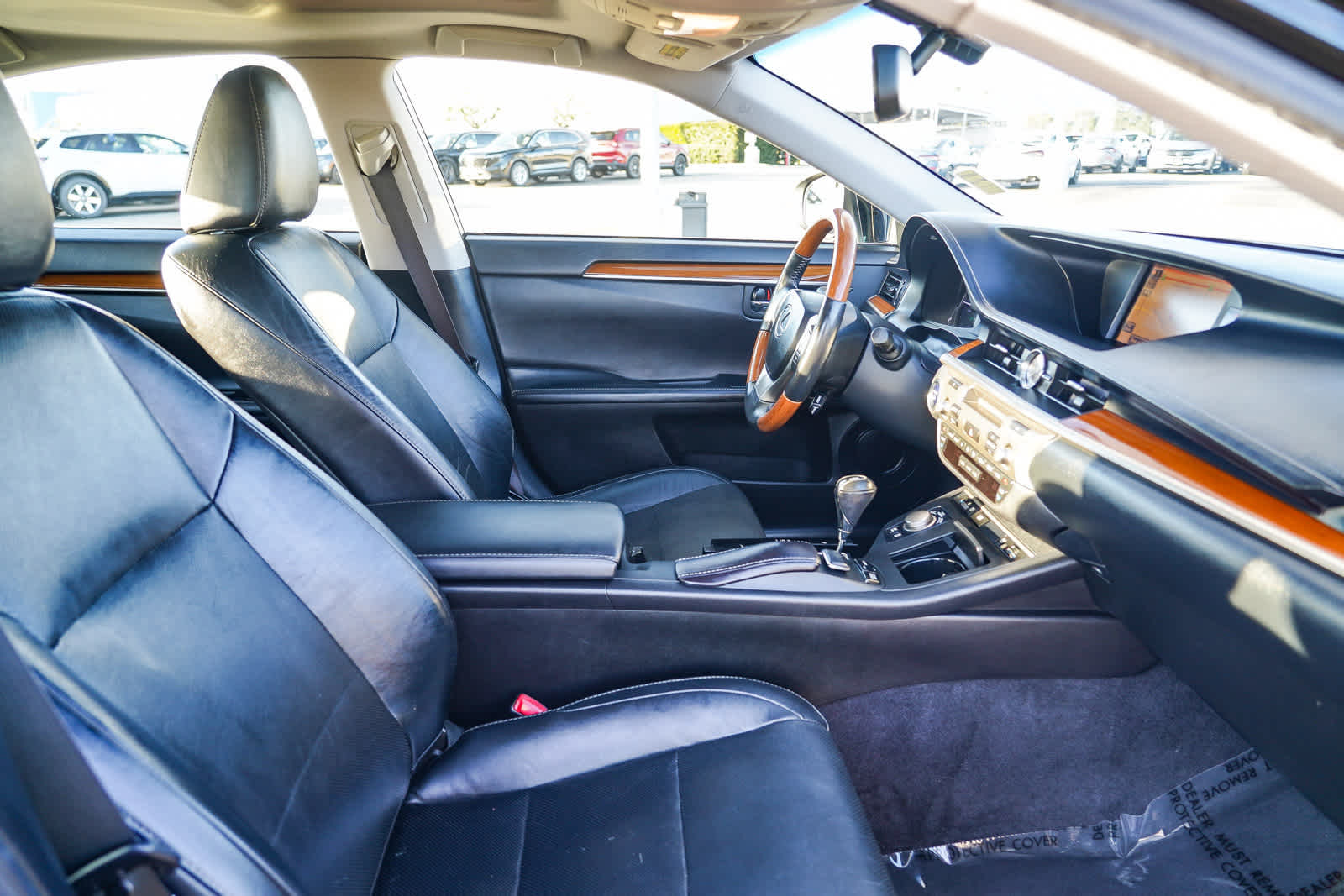 Thumbnail: 2013 Lexus ES - 17