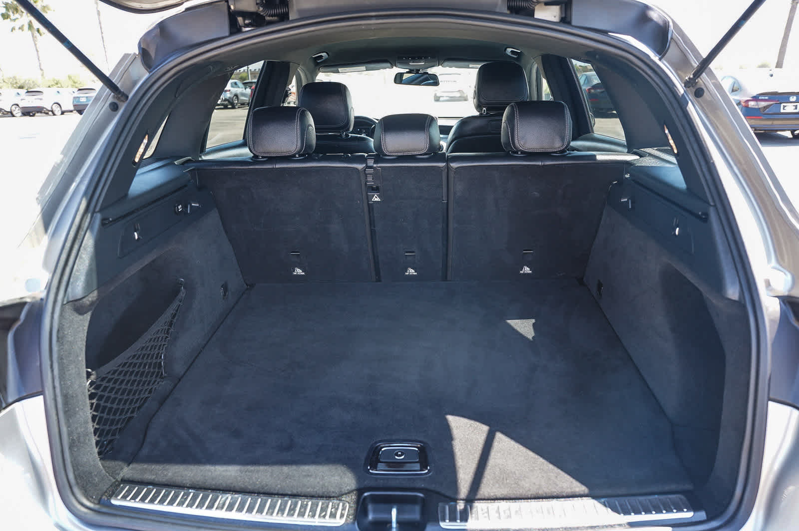 Thumbnail: 2019 Mercedes-Benz GLC - 28