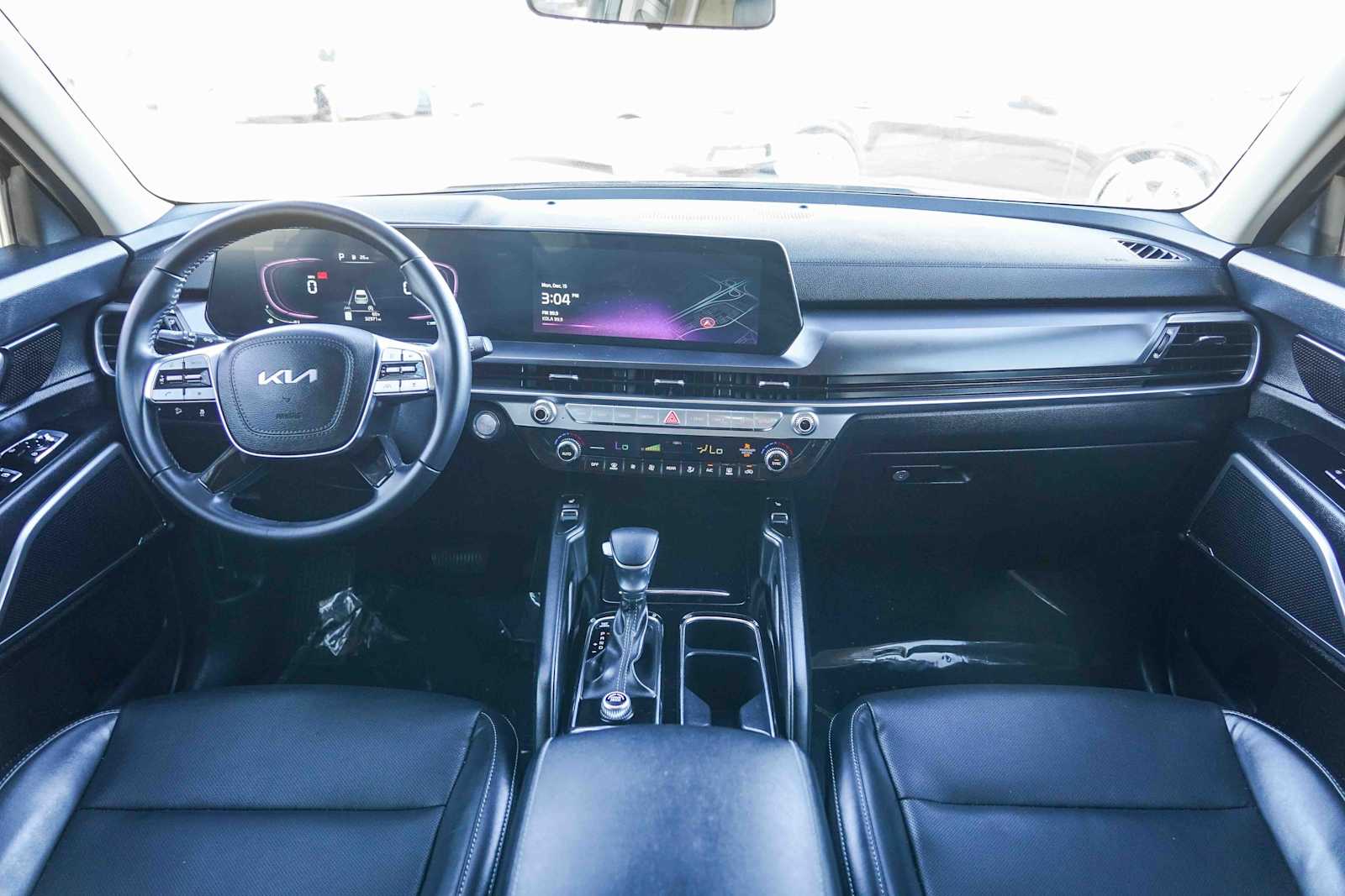 Thumbnail: 2023 Kia Telluride - 12