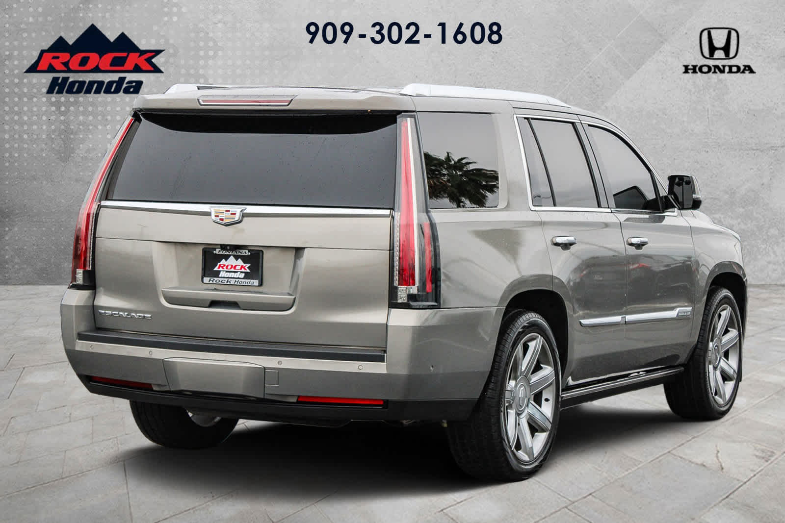 Thumbnail: 2018 Cadillac Escalade - 4