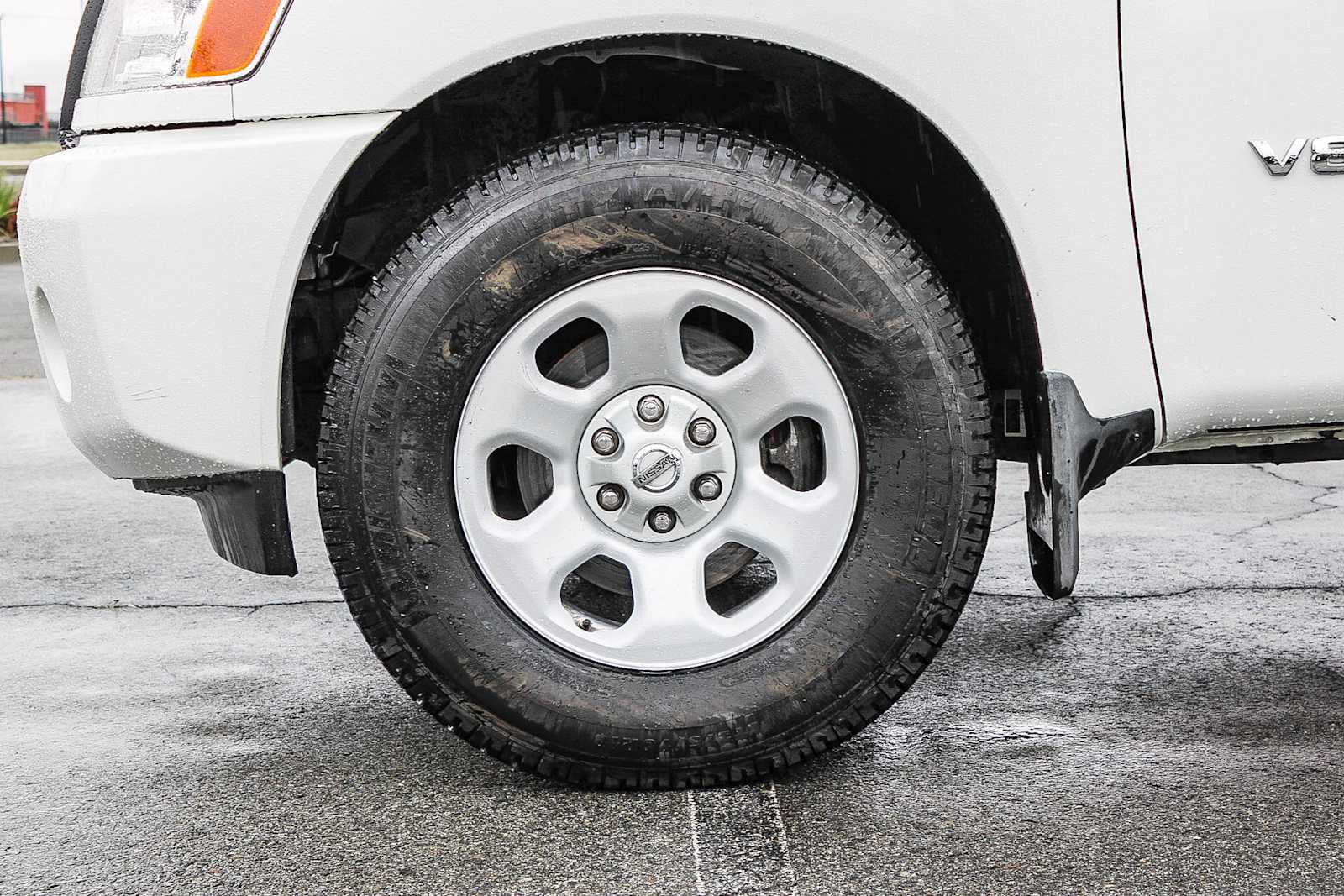 Thumbnail: 2015 Nissan Titan - 9