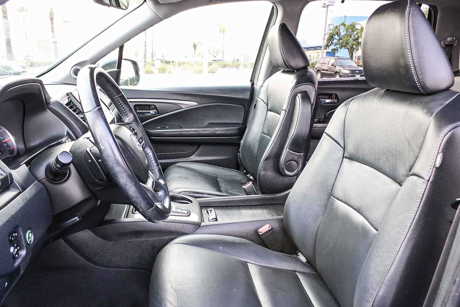 Thumbnail: 2021 Honda Pilot - 17