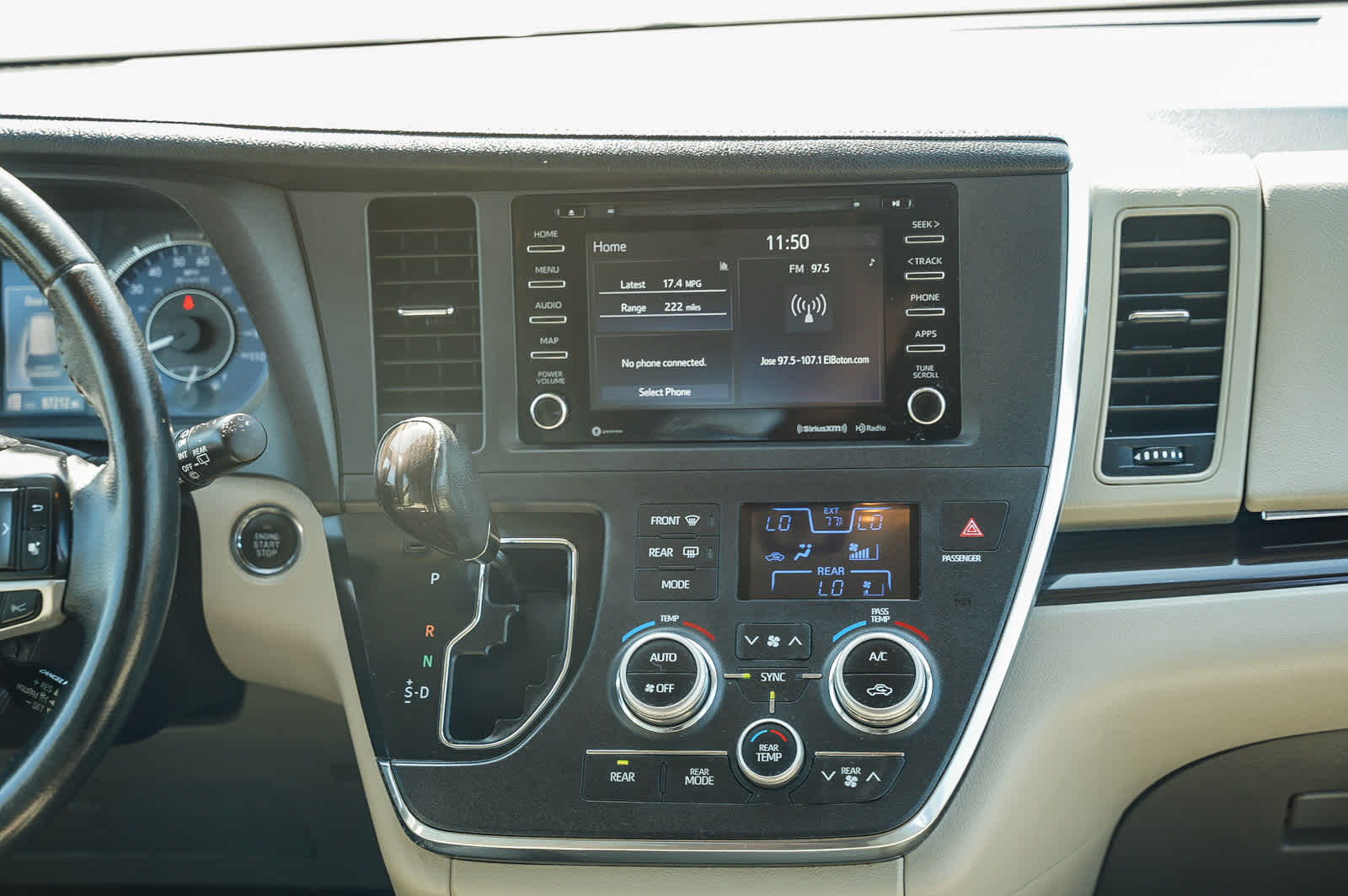 Thumbnail: 2019 Toyota Sienna - 13