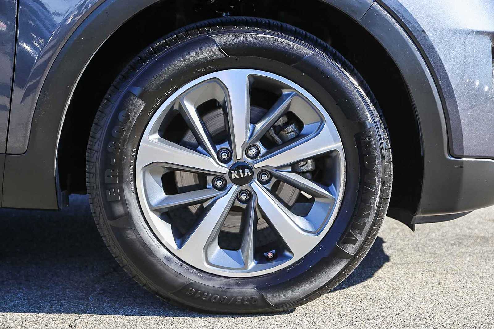 Thumbnail: 2019 Kia Sorento - 10