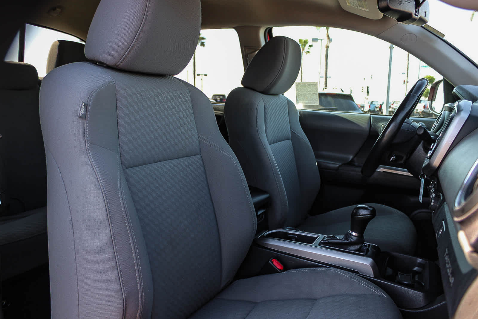 2020 Toyota Tacoma SR5 - Photo 16