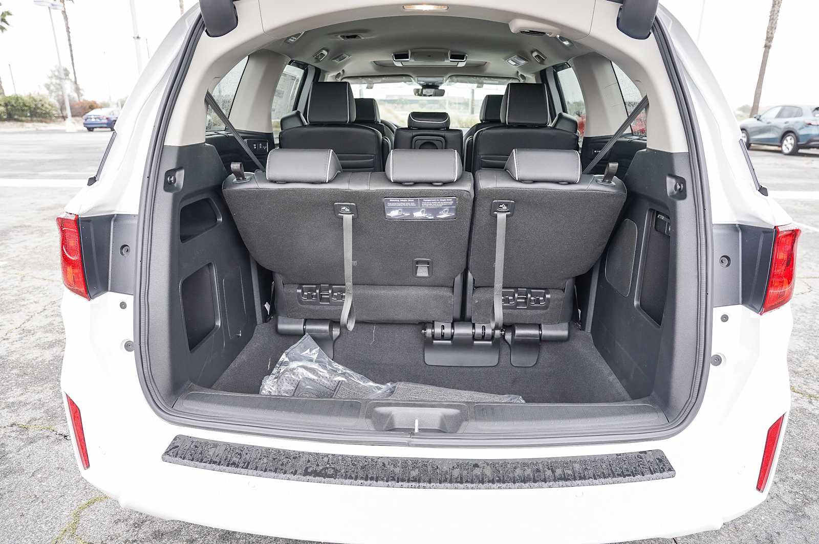 Thumbnail: 2026 Honda Odyssey - 12