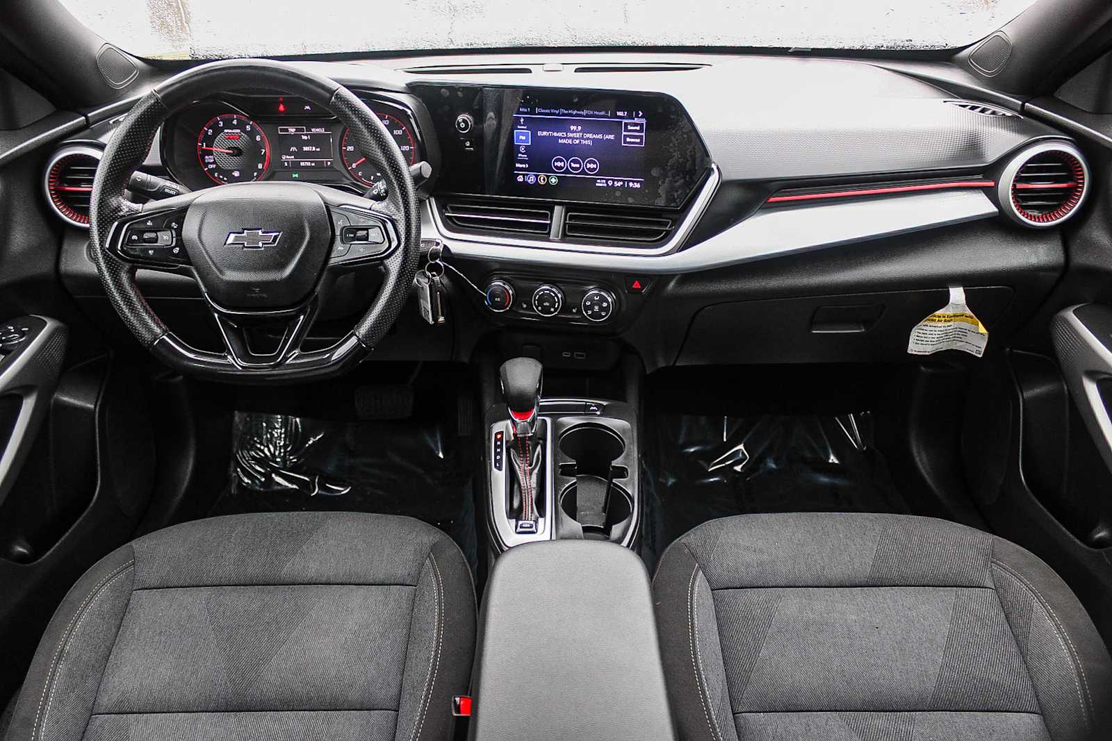 Thumbnail: 2024 Chevrolet Trax - 12